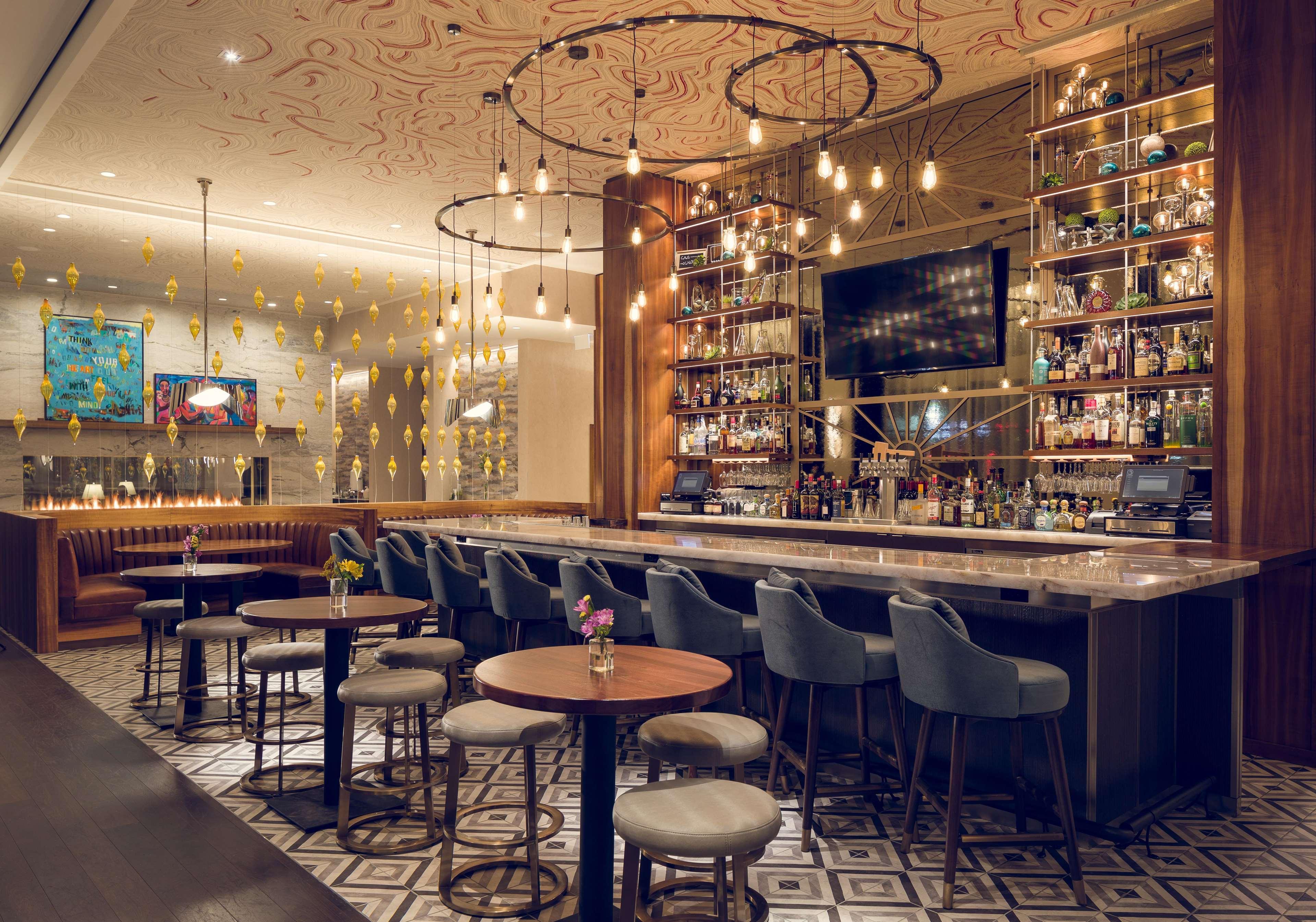 Sophy Hyde Park Hotel Чикаго Екстериор снимка