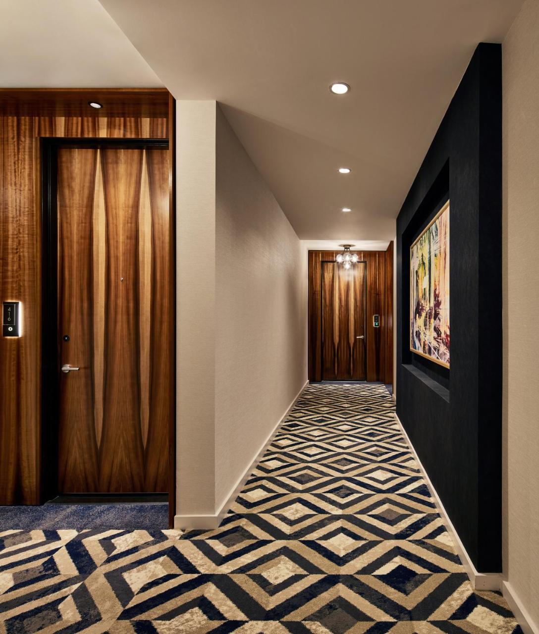 Sophy Hyde Park Hotel Чикаго Екстериор снимка